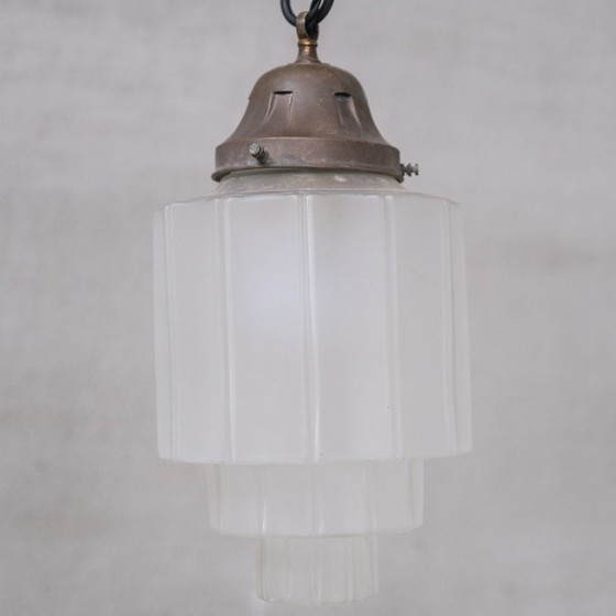 Image 1 of Lampe suspendue Vintage Art Deco en verre opaque, France 1920