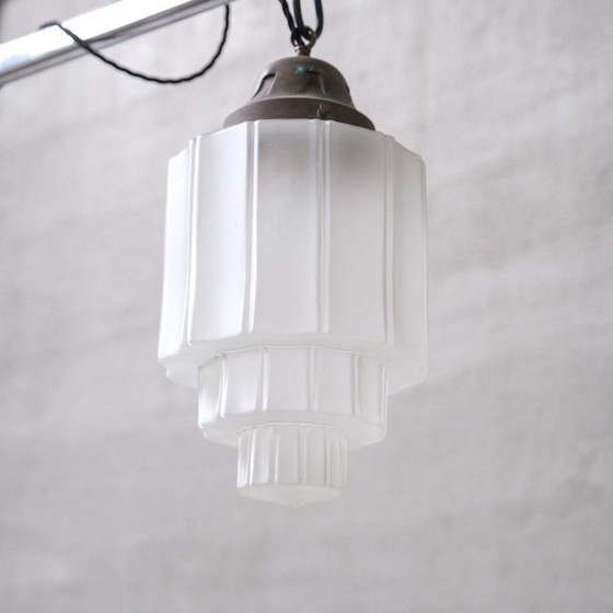 Image 1 of Lampe suspendue Vintage Art Deco en verre opaque, France 1920