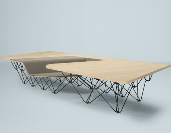 Image 1 of Table de l'espace de travail de l'épreuve