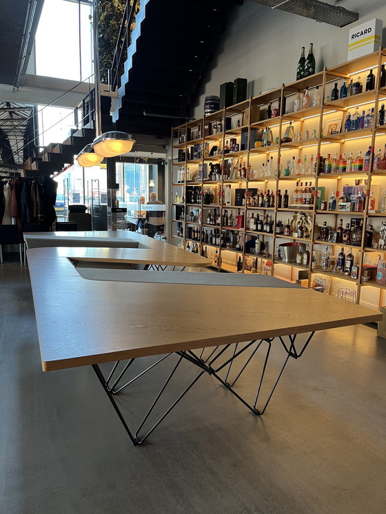 Image 1 of Table de l'espace de travail de l'épreuve