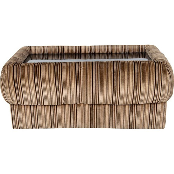 Image 1 of 1x Table basse angulaire italienne en velours rayé et verre fumé, années 1970
