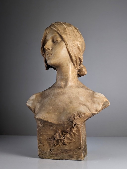 Buste en albâtre "Giovane Donna" par Antonio Frilli