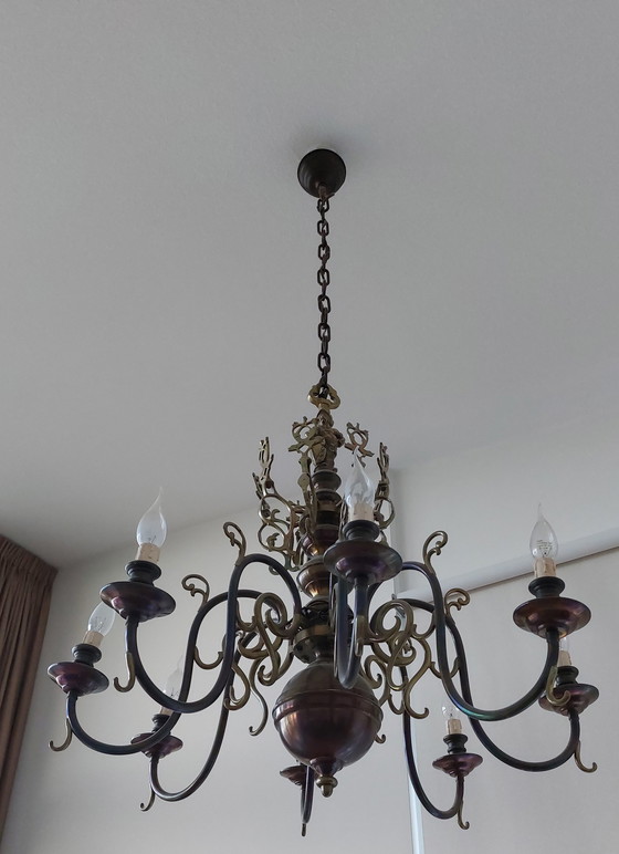 Image 1 of Lustre hollandais en laiton avec 8 bougies vers 1960 Vintage