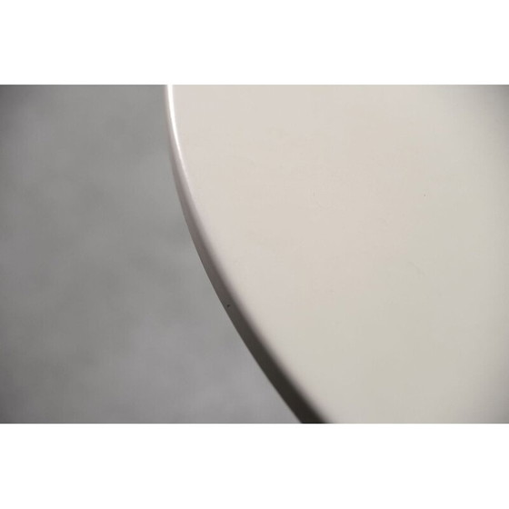 Image 1 of Table ronde scandinave vintage en métal tulipe, 1970