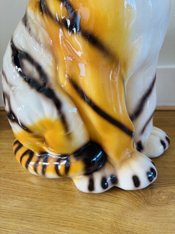 Image 1 of Louveteau tigré vintage en porcelaine