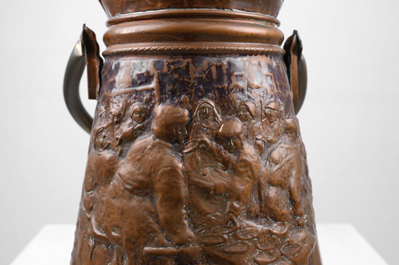 Image 1 of Porte-parapluies en cuivre avec relief martelé d'une boulangerie médiévale, France vers 1900 1900