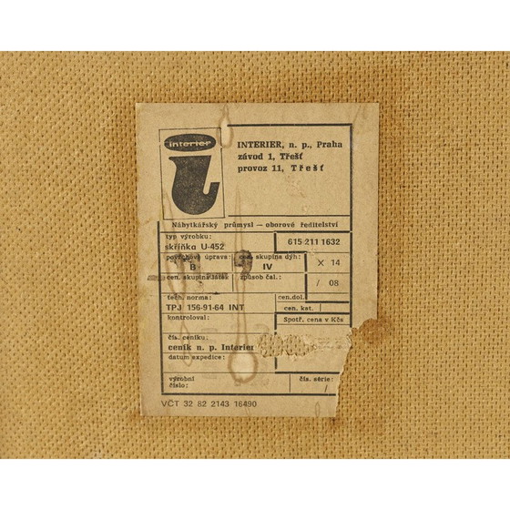 Image 1 of Buffet vintage en chêne U-452 par Jiří Jiroutek pour Interier Praha, Tchécoslovaquie 1960