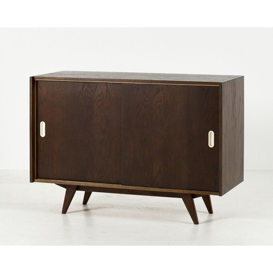Image 1 of Buffet vintage en chêne U-452 par Jiří Jiroutek pour Interier Praha, Tchécoslovaquie 1960