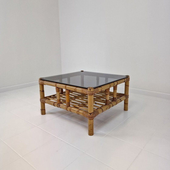 Image 1 of Table basse italienne vintage en bambou avec verre fumé, 1970