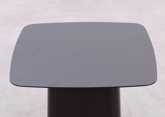 Image 1 of Table d'appoint en métal Vitra Noir