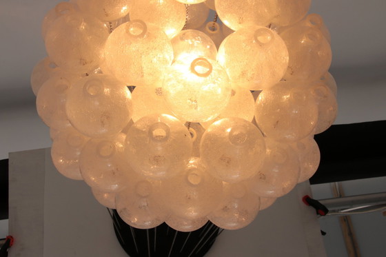 Image 1 of Lampe suspendue chandelier 'Tulipan' de Kalmar, verre soufflé, 1970,