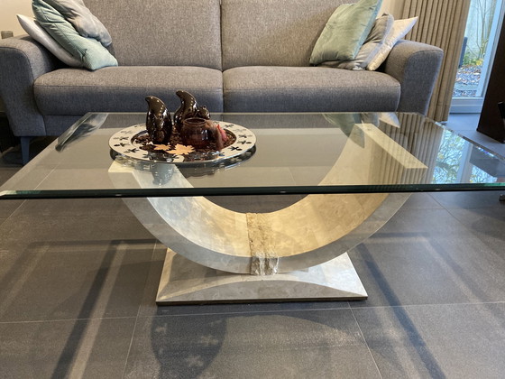 Image 1 of Table basse en travertin avec plateau en verre poli