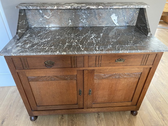 Image 1 of Commode ancienne Commode à tiroirs Dessus en marbre