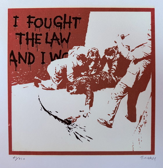 Image 1 of Banksy : Lithographie signée, numérotée 55/250, "I Fought The Law And I Won" (Je me suis battu contre la loi et j'ai gagné)