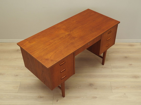 Image 1 of Bureau en teck, design danois, années 1970, Production : Danemark