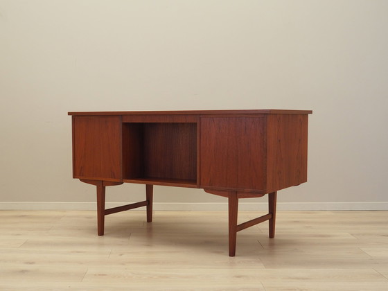 Image 1 of Bureau en teck, design danois, années 1970, Production : Danemark