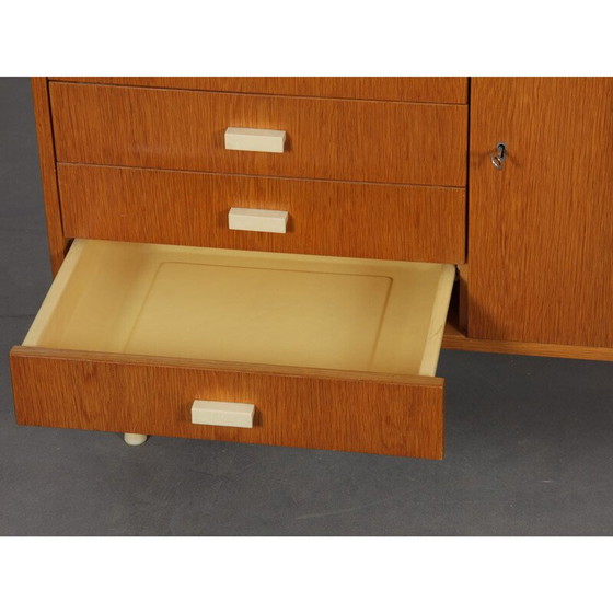 Image 1 of Commode vintage par Zapadoslovenske Nabytkarske Zavody, 1963