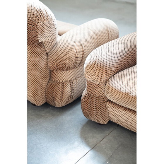 Image 1 of Paire de fauteuils vintage en bois et tissu chenillé, Italie 1970