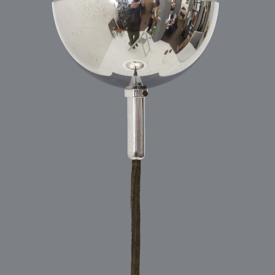 Image 1 of Lustre vintage en métal chromé, méthacrylate et verre blanc, 1960s