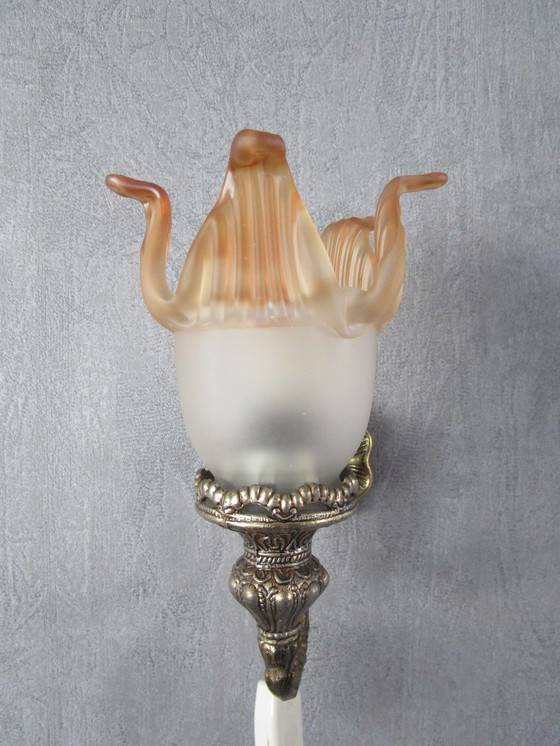 Image 1 of Belle lampe de table des années 1960