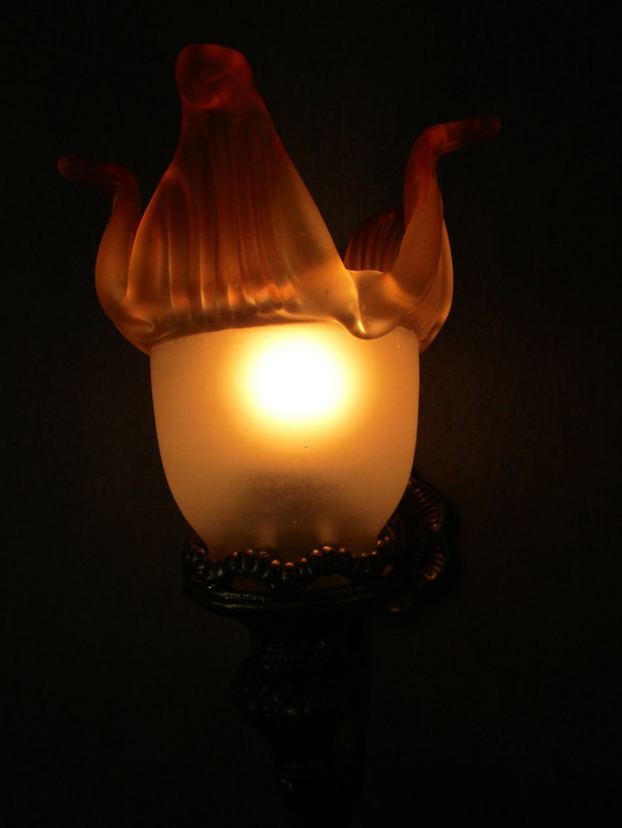 Image 1 of Belle lampe de table des années 1960