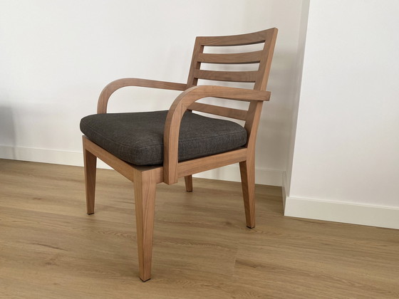 Image 1 of 2 chaises Flexform