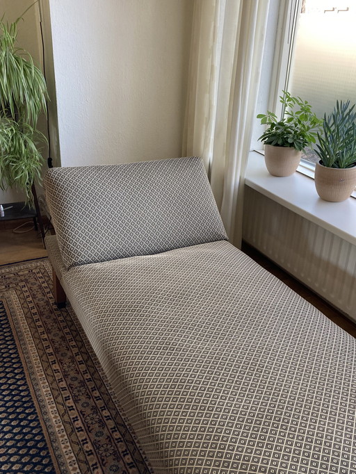 Lit de jour Vintage Art Deco en tissu et bois