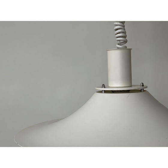 Image 1 of Lampe suspendue blanche du milieu du siècle, Danemark années 1960