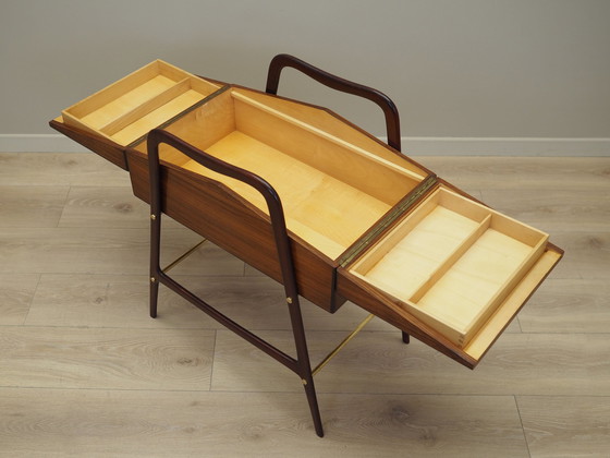 Image 1 of Table de couture en noyer, Design italien, 1970S, Production : Italie