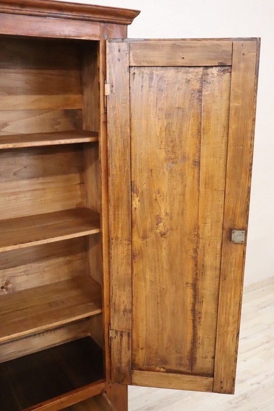 Image 1 of Armoire de rangement en bois à une porte