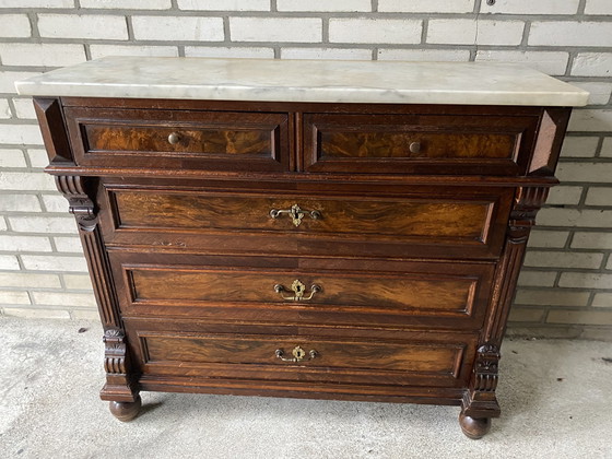 Image 1 of Commode ancienne avec plateau en marbre