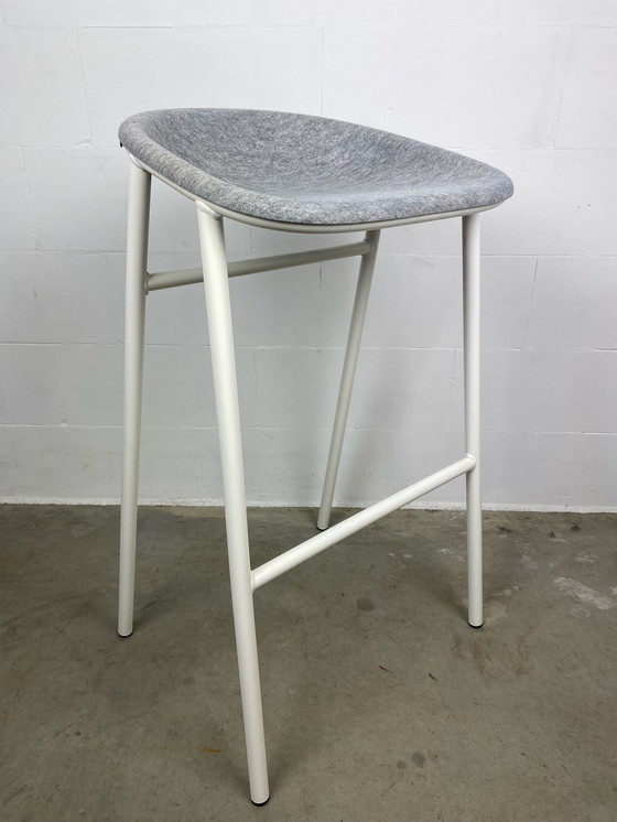 Image 1 of De Vorm Lj3 Pet Felt Bar Stools Design Laurens Van Wieringen