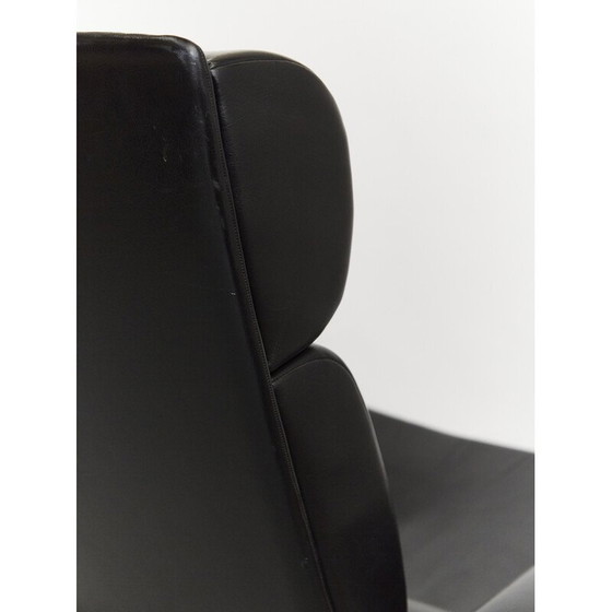 Image 1 of Fauteuil vintage Adam avec ottoman en simili cuir noir par Kofod Larsen pour Mogens Kold