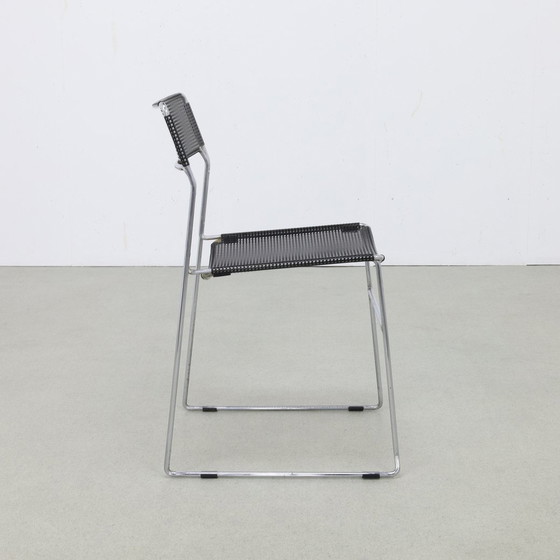 Image 1 of 4X Chaise de salle à manger en métal perforé Arrben, 1980S