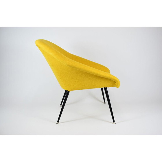 Image 1 of Fauteuil vintage Coquille en tissu jaune 1960