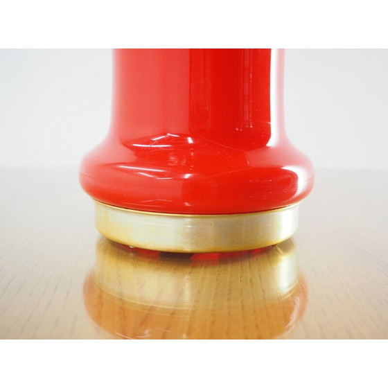 Image 1 of Lampe de table en verre rouge du milieu du siècle EGG par Stefan Tabery pour OPP Jihlava, années 1970