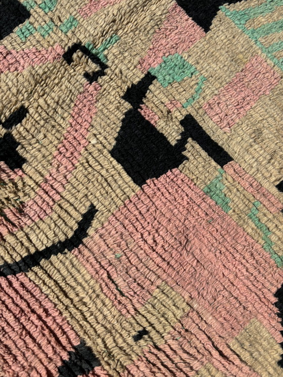 Image 1 of Tapis berbère marocain rose