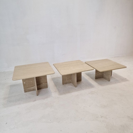 Image 1 of Ensemble de 3 tables basses vintage en travertin, Italie 1990