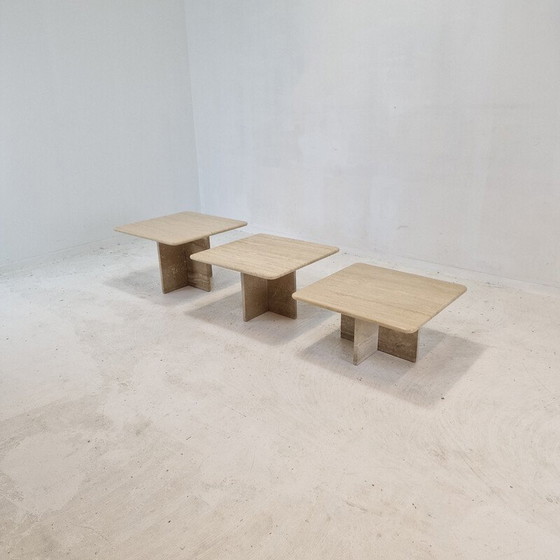 Image 1 of Ensemble de 3 tables basses vintage en travertin, Italie 1990