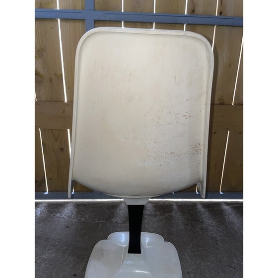 Image 1 of Chaise vintage "Gautier" en résine, en forme de trèfle