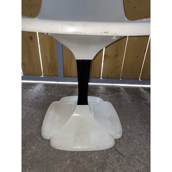 Image 1 of Chaise vintage "Gautier" en résine, en forme de trèfle