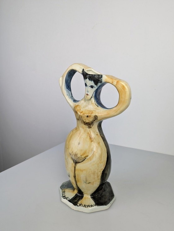 Image 1 of Vase sculpture en forme de femme