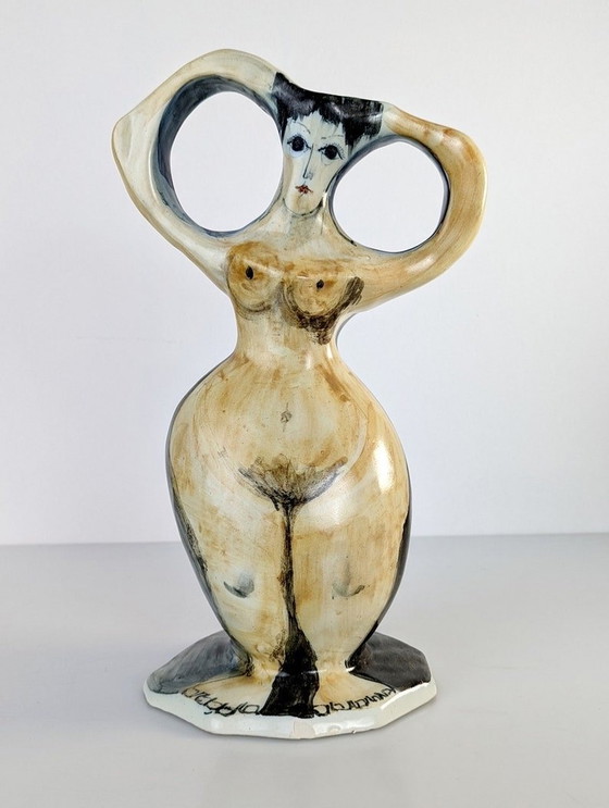 Image 1 of Vase sculpture en forme de femme