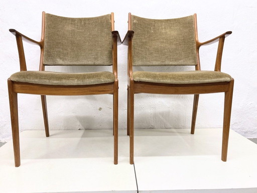 2 Chaises danoises en teck avec accoudoirs Design Johannes Anderson Pour Uldum Møbler