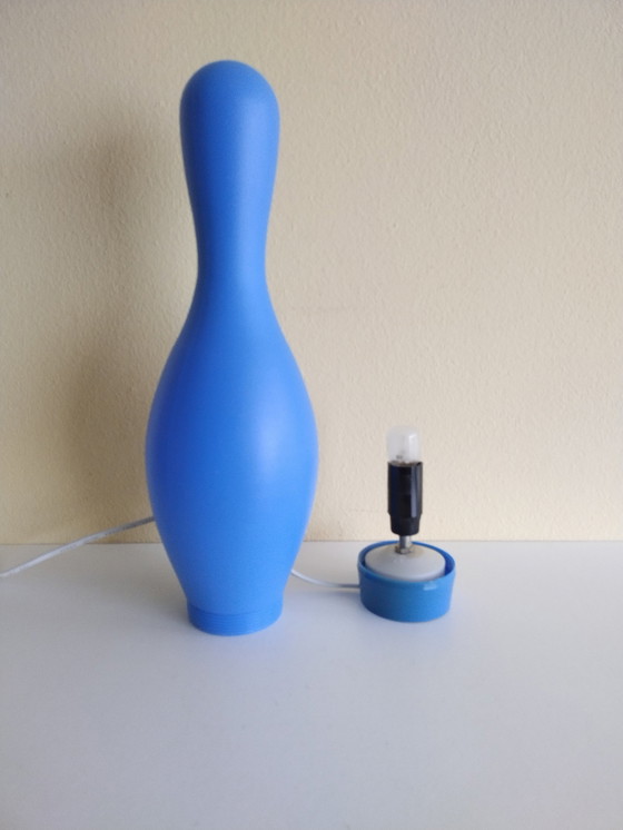 Image 1 of Lampe Knock-Off Bowling Pin - Josh Owen - Bozart - Bleu