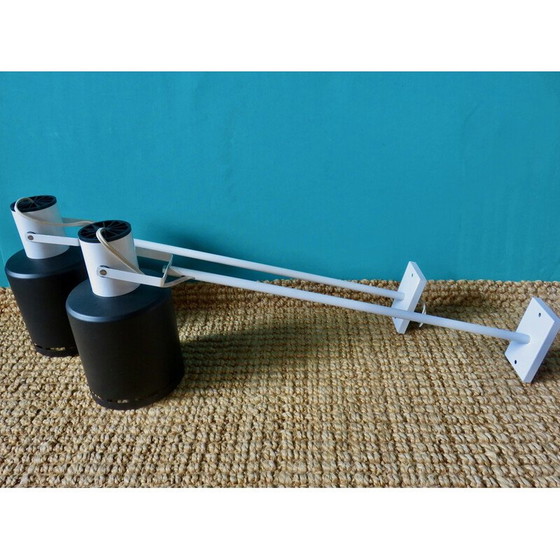 Image 1 of Paire d'appliques vintage en métal laqué blanc avec de longs bras tubulaires pour Lita, France