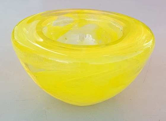 Image 1 of Porte-bougies à réchaud en verre jaune