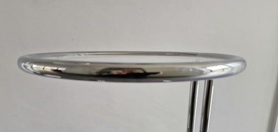 Image 1 of Table d'appoint ronde - Chrome avec verre 1980S - Style Bauhaus