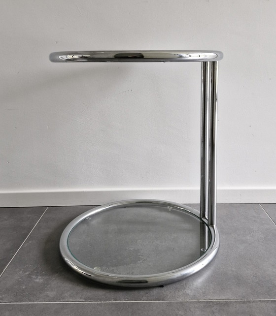 Image 1 of Table d'appoint ronde - Chrome avec verre 1980S - Style Bauhaus