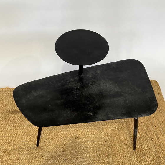 Image 1 of Table basse en forme de tour Kare Design